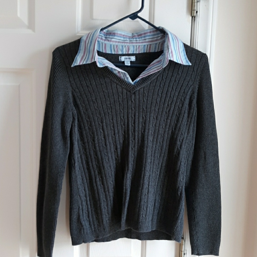 Izod gray sweater with collared insert
